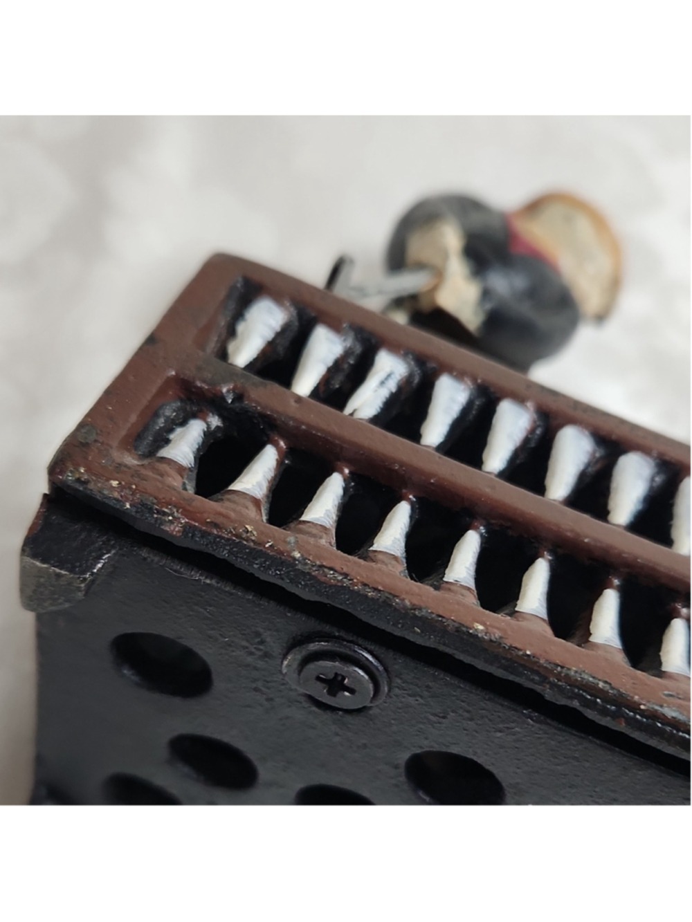 Vintage Golf Mechanical Cast Iron Coin Bank | Birdie Putter & Caddie Figurine - Picture 8 of 13